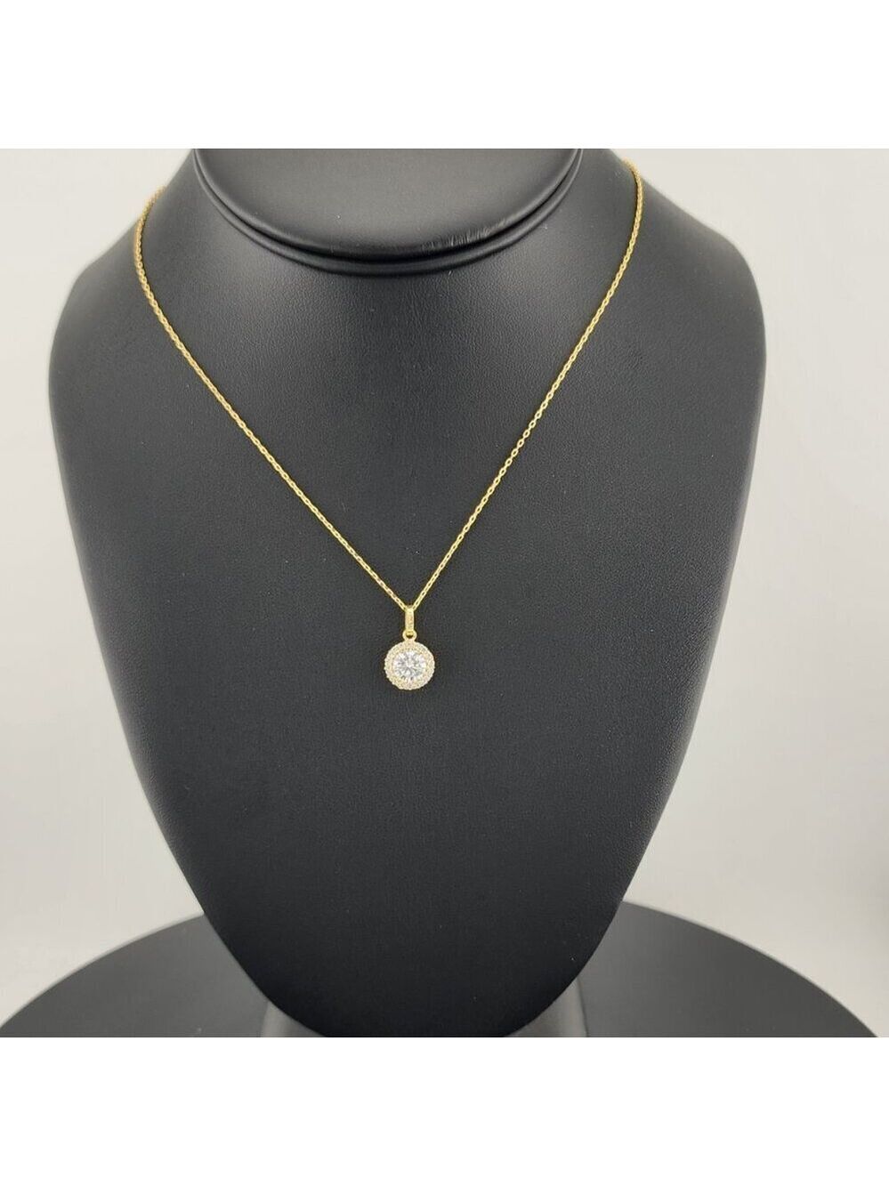 Elegant 925 Sterling Silver Round Gemstone Necklace – Timeless Beauty
